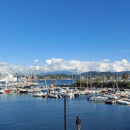 Elegante Appartamento La Spezia Centro エクステリア 写真